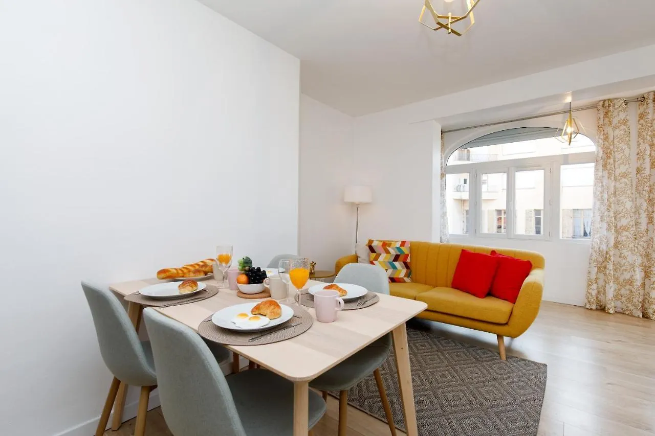 Lumiere Yourhosthelper Daire Cannes 0*,